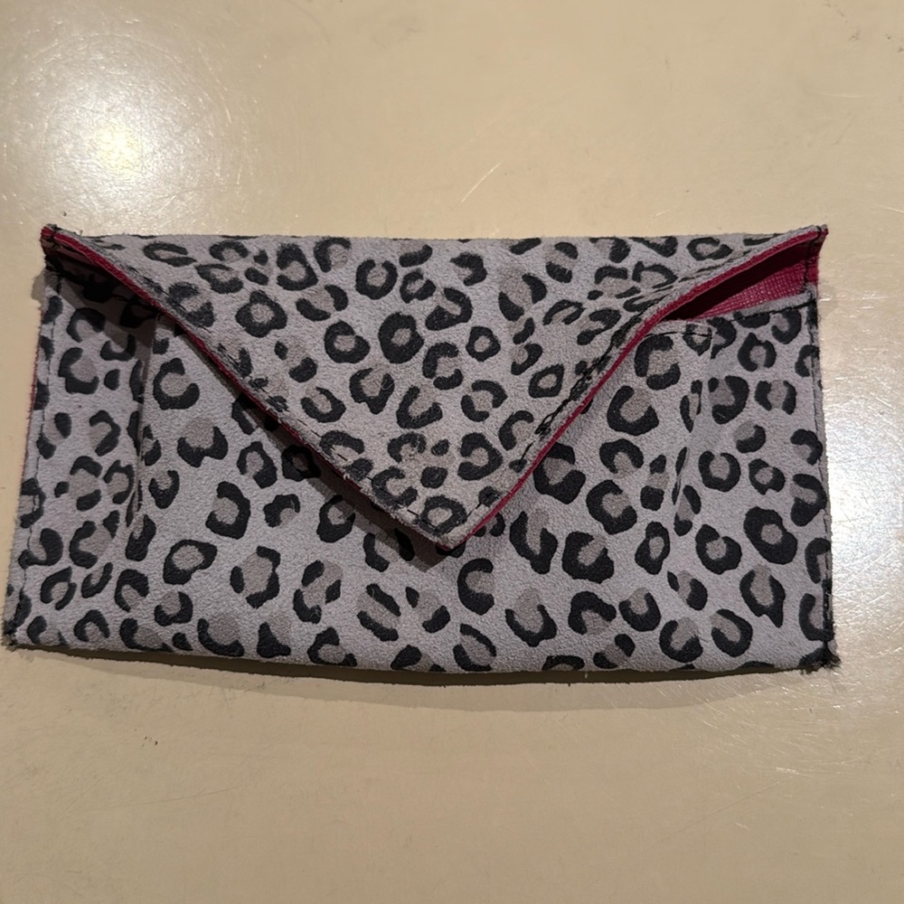 Small Leopard Print Clutch Bag Made in Italy